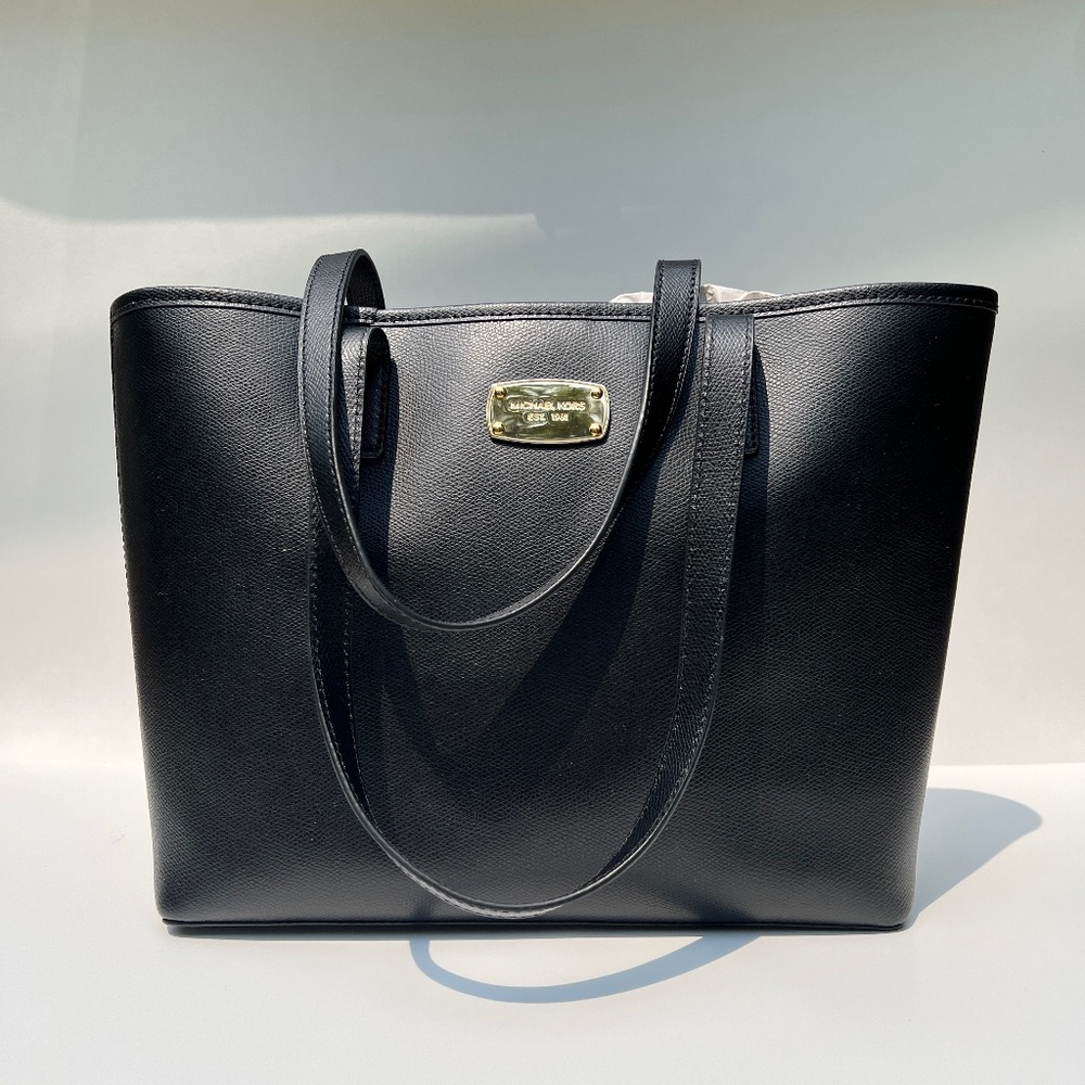 NWT Michael Kors Jet Set Small Travel Tote - Leather Purse